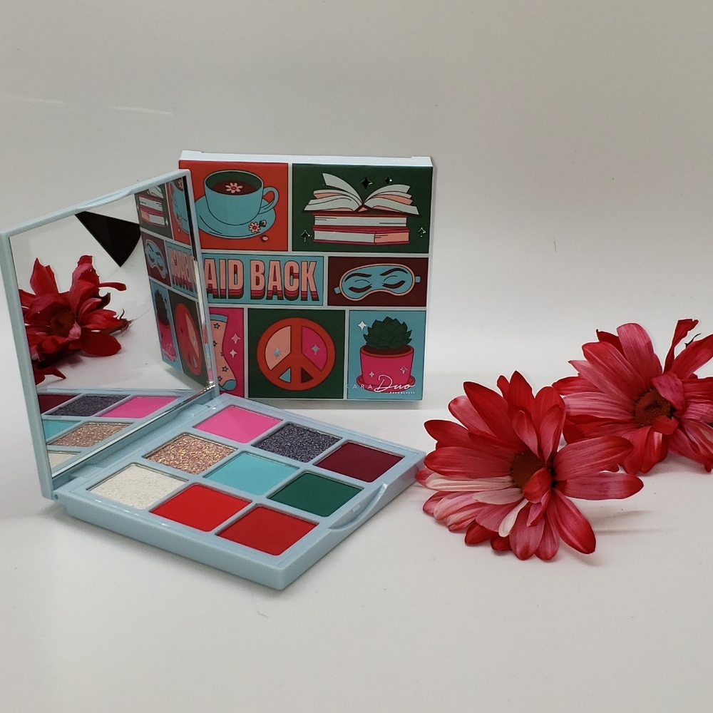 Kara Laid Back Shadow Palette